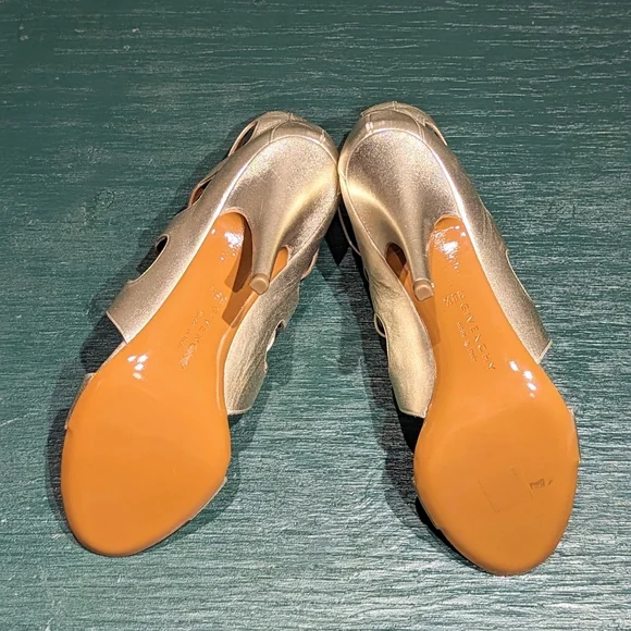Authentic Givenchy Leather Heels NEW w/Box & Dust Bag Women's Shoes Size 9.5 - Picture 5 of 9